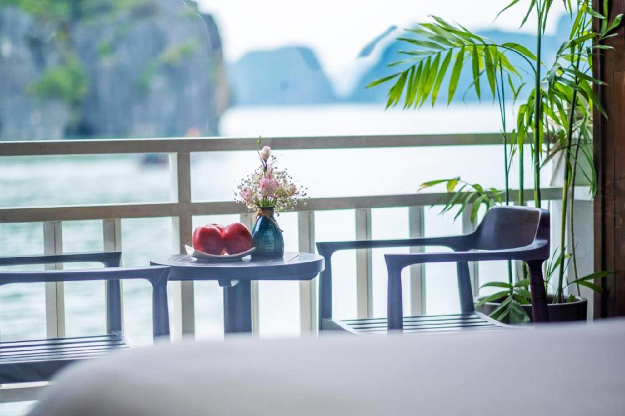 Hotel Halong Arcadia Cruise Hạ Long Exterior foto